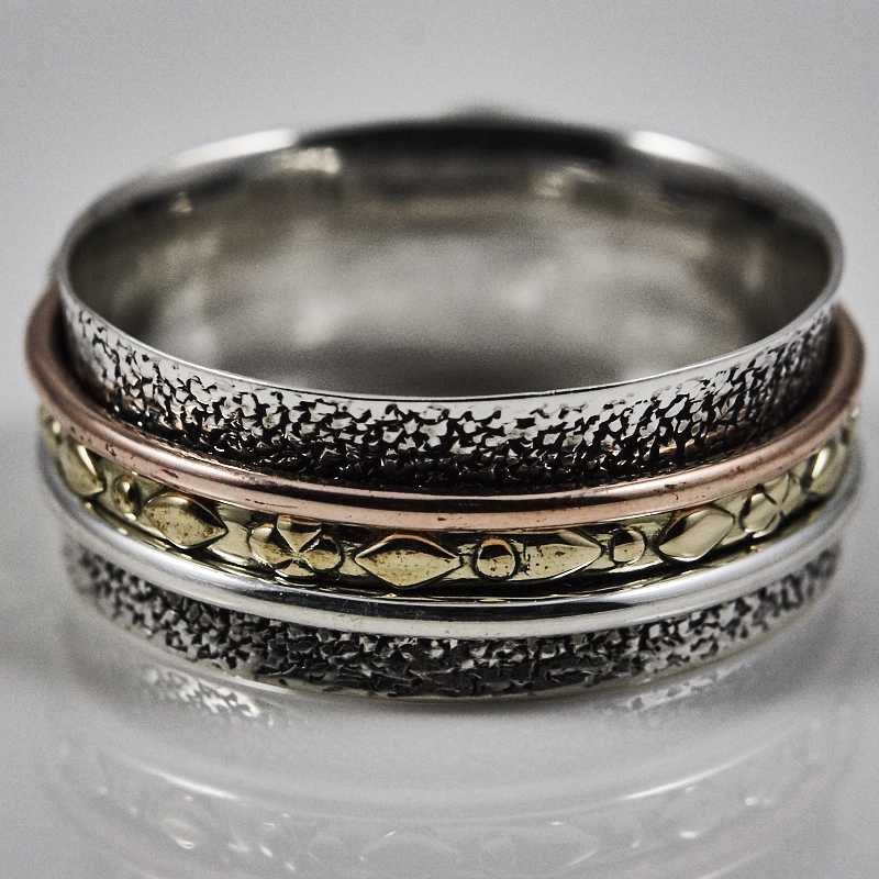 Three Band Spinner Ring